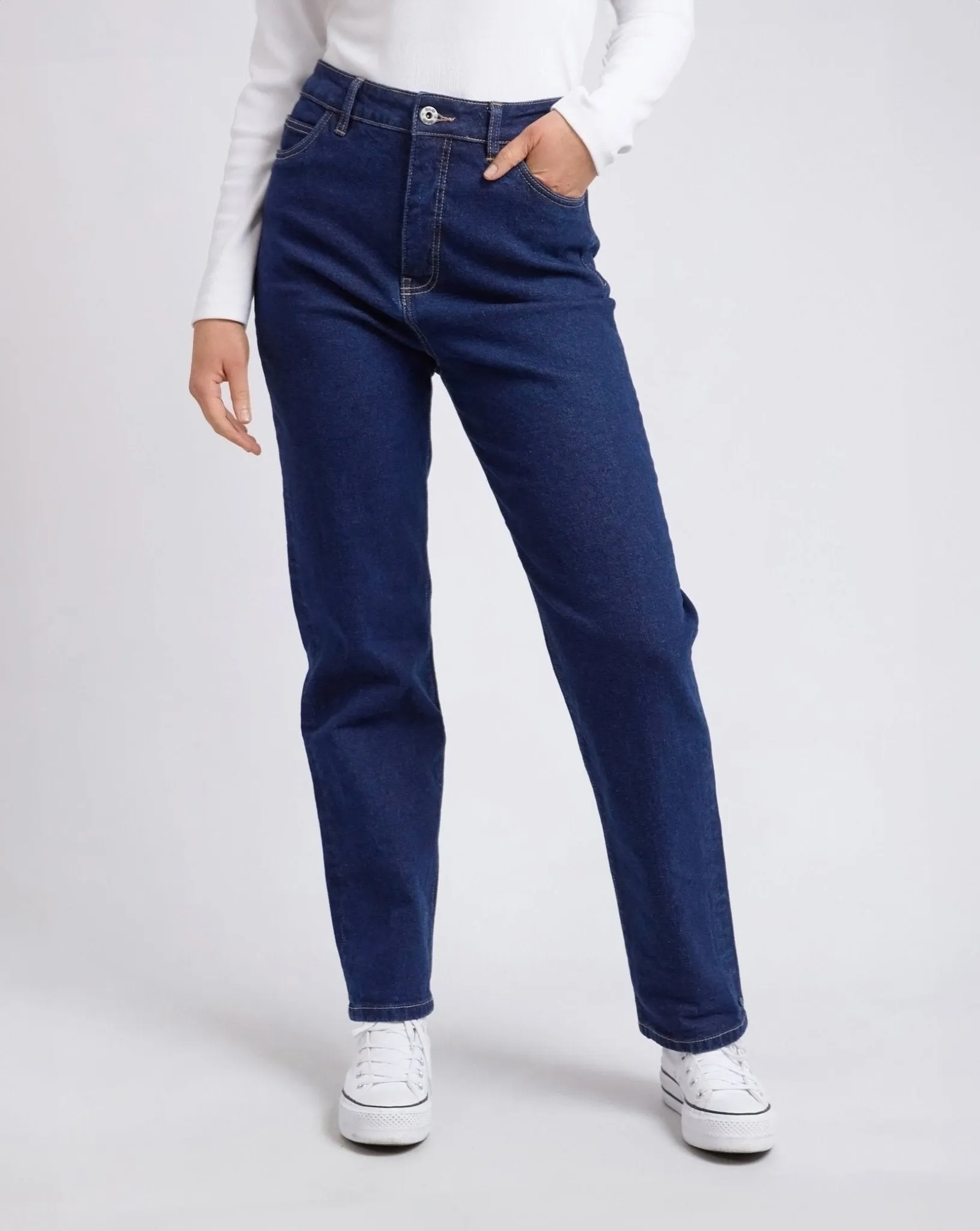 KATE STRAIGHT LEG JEAN