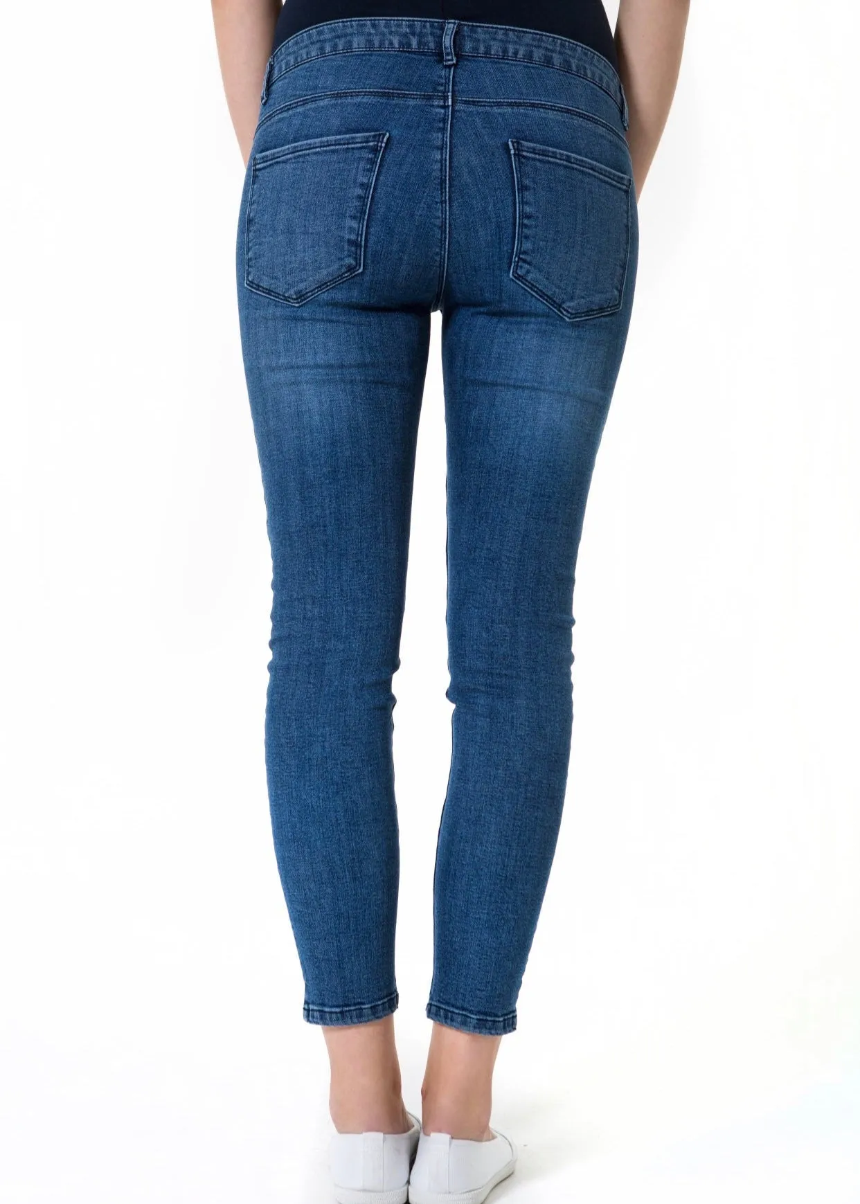 Maternity Skinny Jeans: Classic Blue