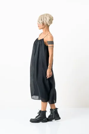 Relaxed Midi Black Dress