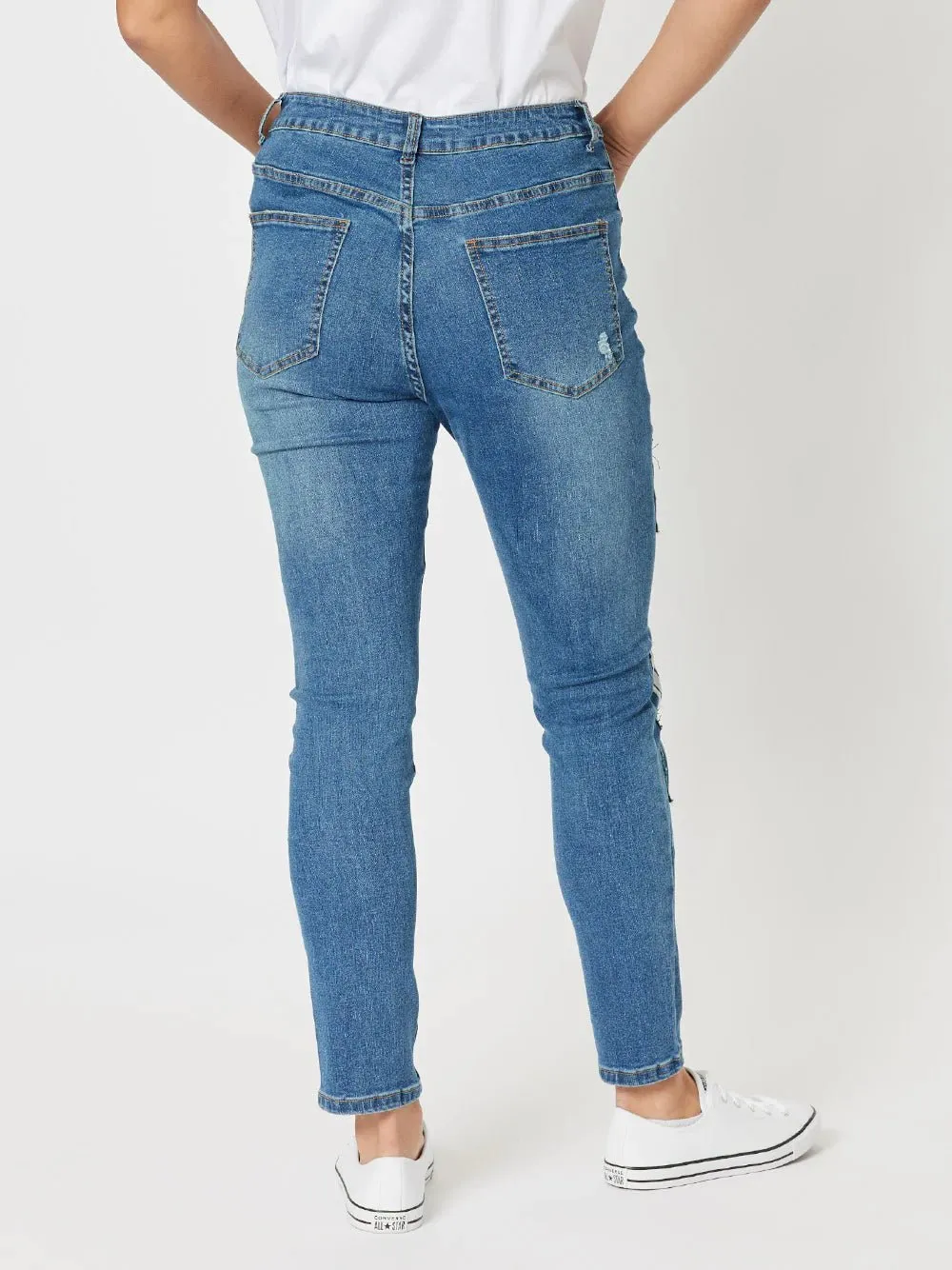 SOFIA PATCH JEAN