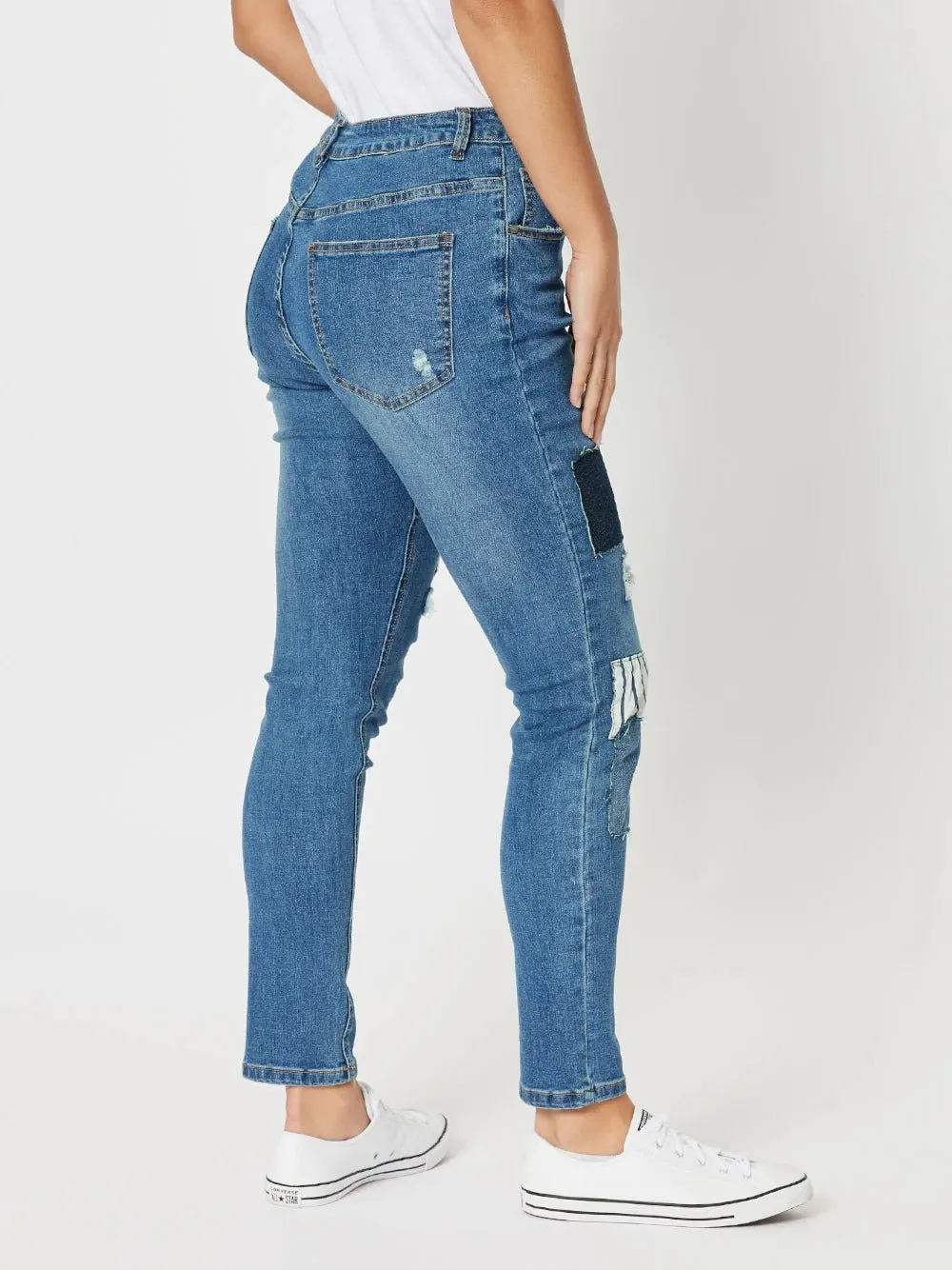 SOFIA PATCH JEAN